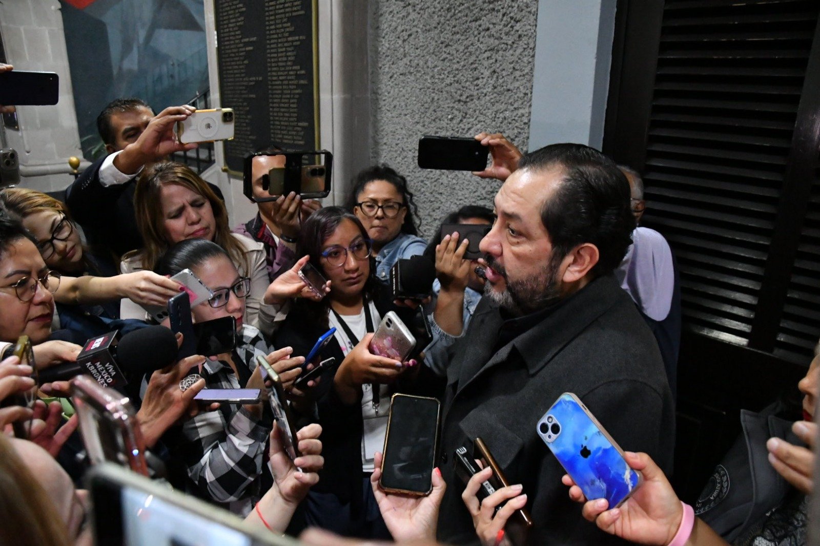 Morena limitará reelección y nepotismo en Edomex desde 2027