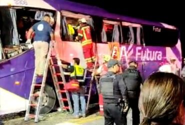 Choque en carretera Victoria-Zaragoza deja 20 lesionados