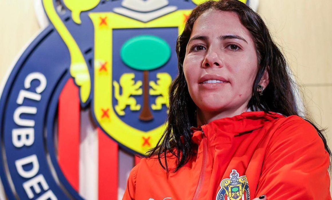 Chivas Femenil renueva a Alicia Cervantes hasta 2028
