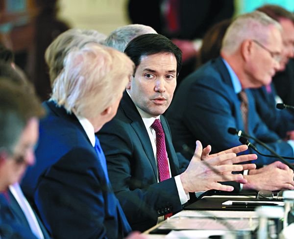 Demócratas de EU rechazan incursión militar y apoyan cooperación con México