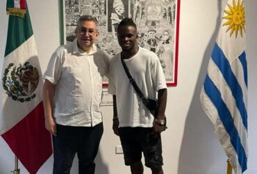 Embajada de México en Uruguay anuncia fichaje de Ebere a Cruz Azul