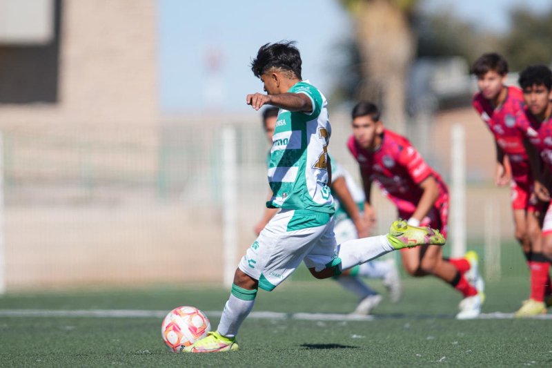 Santos Laguna Sub-19 empata 2-2 y suma punto extra ante Mazatlán