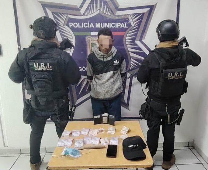 Detienen en Gómez Palacio a presunto asaltante de tienda Oxxo
