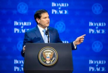 Estados Unidos impulsa nueva alianza con Europa bajo sus condiciones