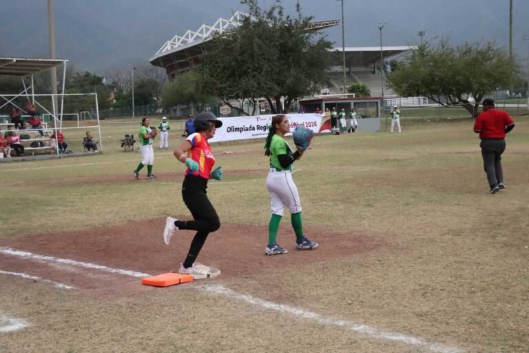 Durango avanza en softbol tras vencer a Nuevo León en Olimpiada