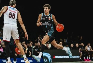 Karim López, mexicano, se declara elegible para el Draft NBA
