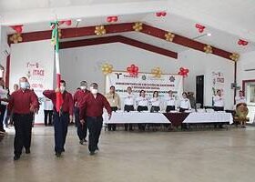 Entregan 256 constancias de capacitación laboral en CEDES Matamoros