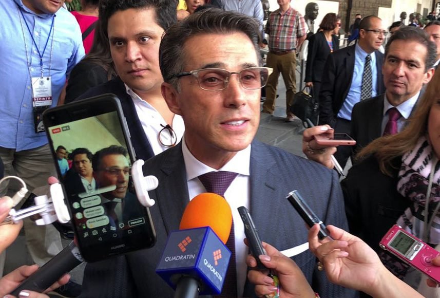 Morena confirma renuncia de Sergio Mayer y lo excluye de candidaturas