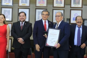 Américo Villarreal reconoce a maestros en Día del Maestro Tamaulipas