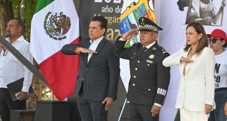 Alcalde de Ciudad Victoria asiste a protesta del Servicio Militar
