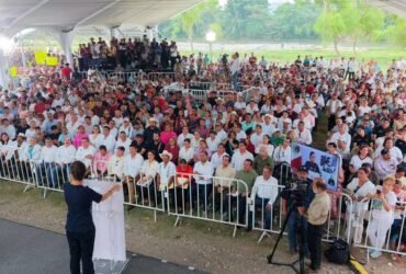 Sheinbaum inaugura muro contra inundaciones en Veracruz