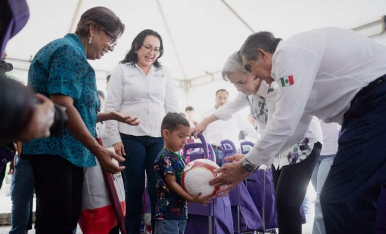 Brigada “Transformando Familias” lleva servicios a Nuevo Morelos