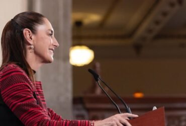 Sheinbaum explica operación de la Megafarmacia del Bienestar