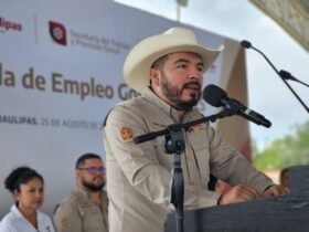 González refuerza control del gusano barrenador en ganadería