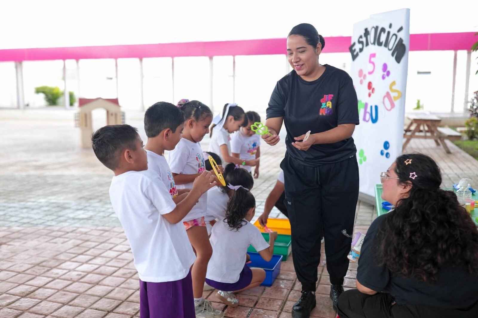 CECUDI Victoria concluye ciclo escolar con campamento infantil