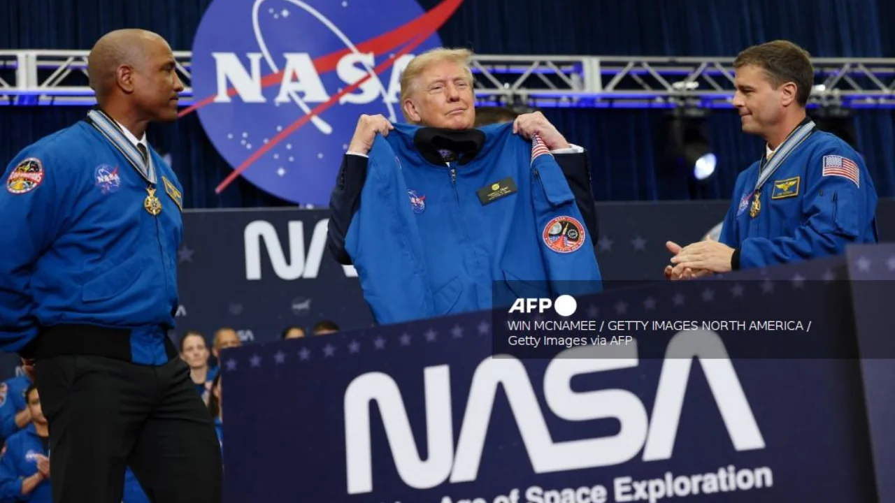 Trump anuncia la creación de la Academia Espacial de EE UU