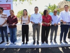 Pavimentan calle Puerto Rico tras 45 años en Ciudad Victoria