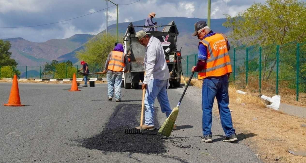 Ciudad Victoria repara 170 baches en 16 colonias este fin de semana