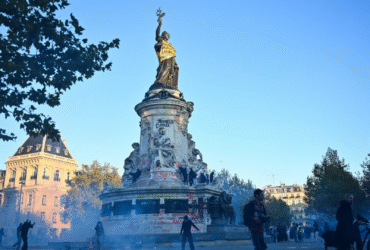 Francia refuerza seguridad ante protestas por costo de vida