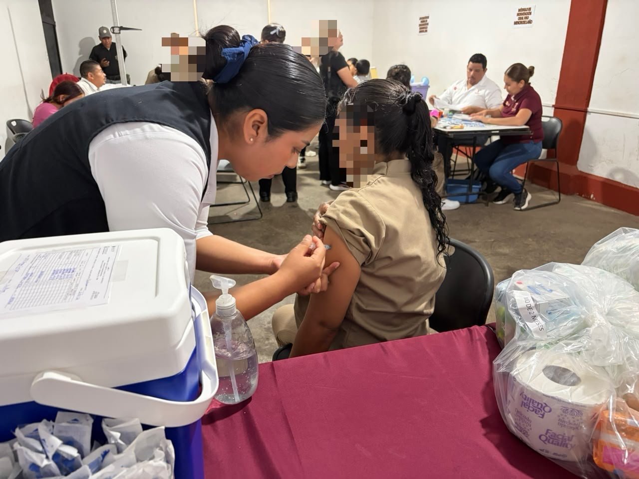 Jornada médica en CEDES Victoria atiende a menores y embarazada